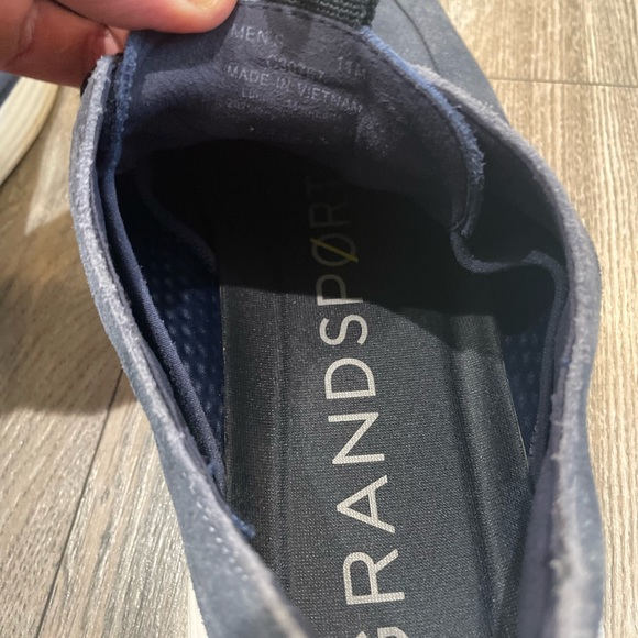 Size 11 cole hann lightly used - Picture 2 of 3